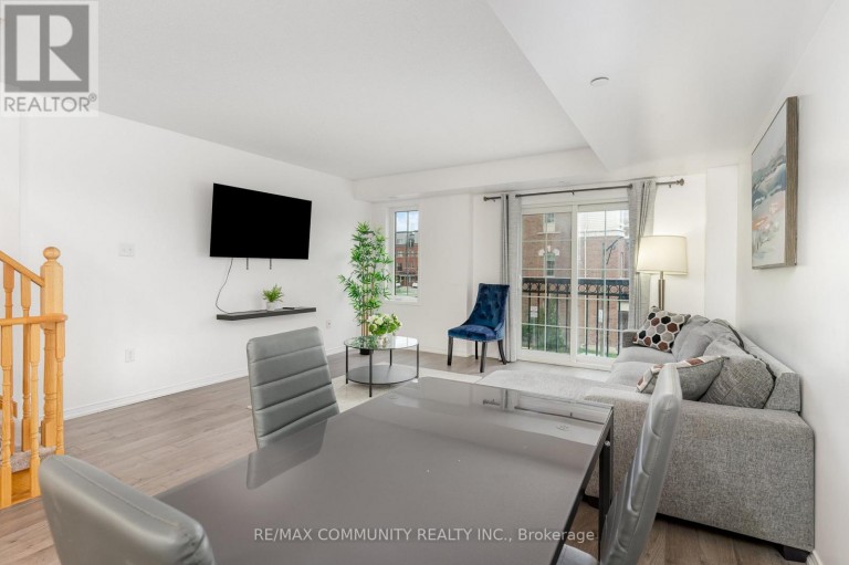 ROOM - 2757 DEPUTY MINISTER PATH, Oshawa (Windfields), Ontario, L1L0M7