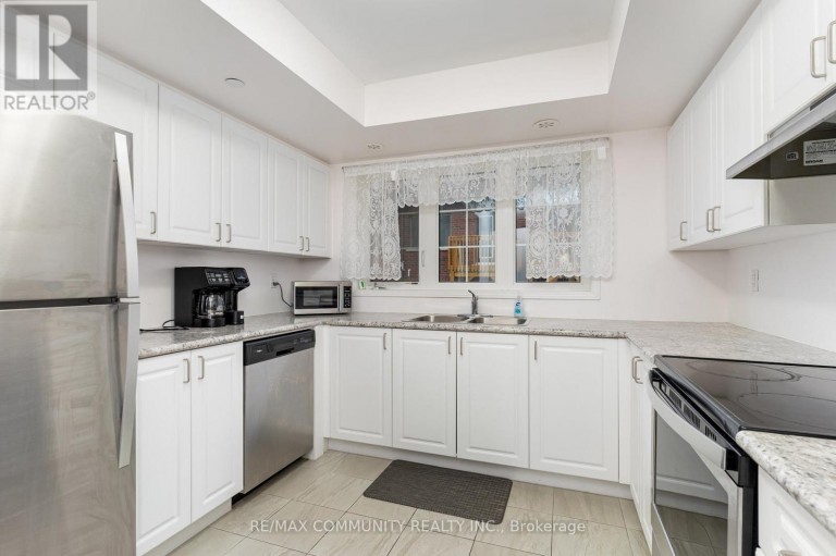 ROOM - 2757 DEPUTY MINISTER PATH, Oshawa (Windfields), Ontario, L1L0M7