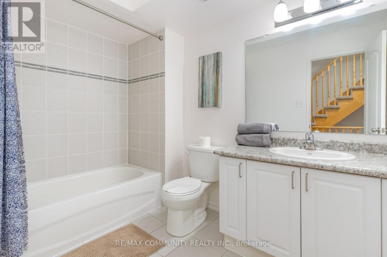 ROOM - 2757 DEPUTY MINISTER PATH, Oshawa (Windfields), Ontario, L1L0M7