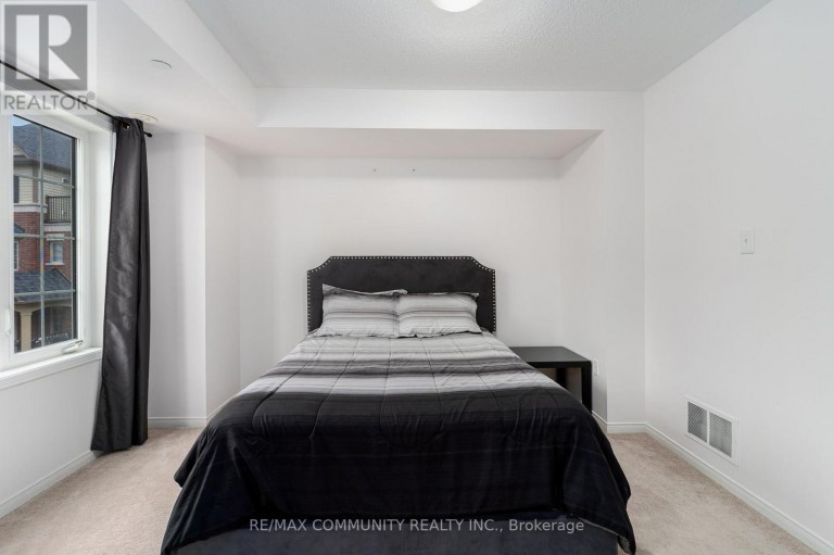 ROOM - 2757 DEPUTY MINISTER PATH, Oshawa (Windfields), Ontario, L1L0M7