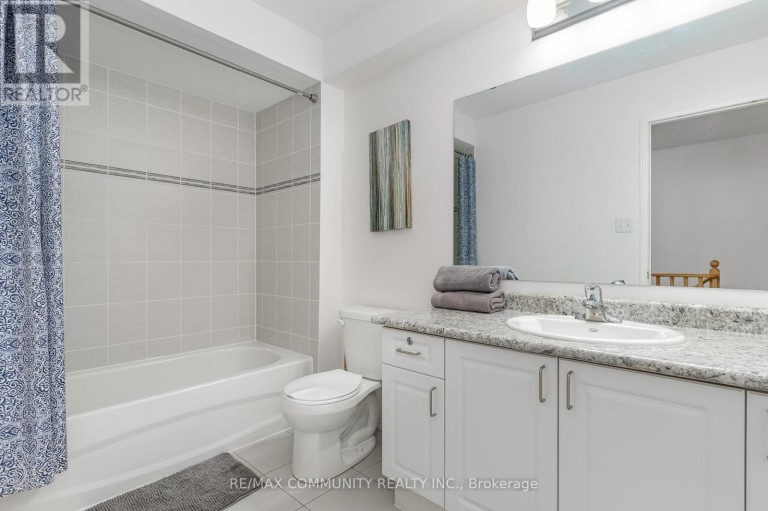 ROOM - 2757 DEPUTY MINISTER PATH, Oshawa (Windfields), Ontario, L1L0M7