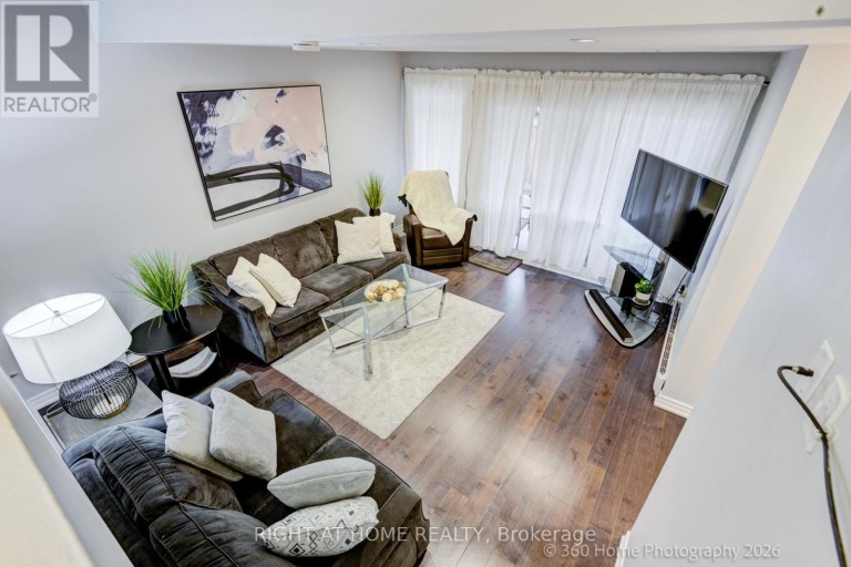 80 - 221 MILESTONE CRESCENT, Aurora (Aurora Village), Ontario, L4G3M2