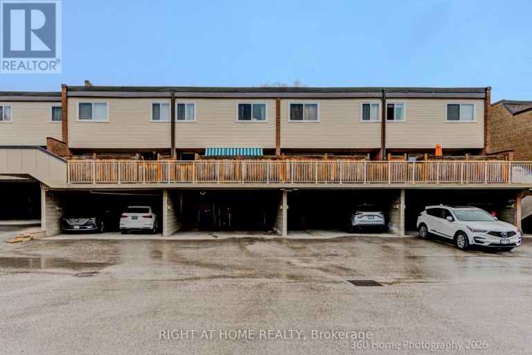 80 - 221 MILESTONE CRESCENT, Aurora (Aurora Village), Ontario, L4G3M2