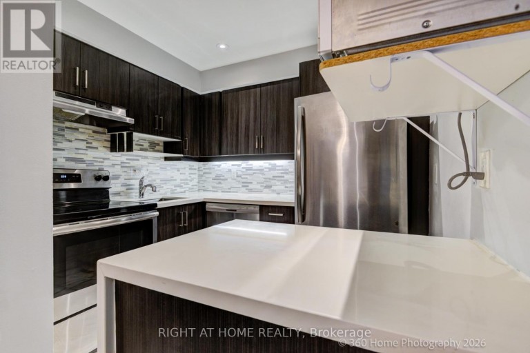 80 - 221 MILESTONE CRESCENT, Aurora (Aurora Village), Ontario, L4G3M2