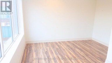 17 -RM4 - 115 WOODSTREAM BOULEVARD Vaughan (Vaughan Grove) Ontario photo 3