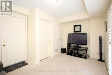 41 MARTINWORTH LANE Ajax (Central East) Ontario photo 18
