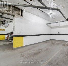39 NEW DELHI DRIVE Markham (Cedarwood) Ontario photo 2