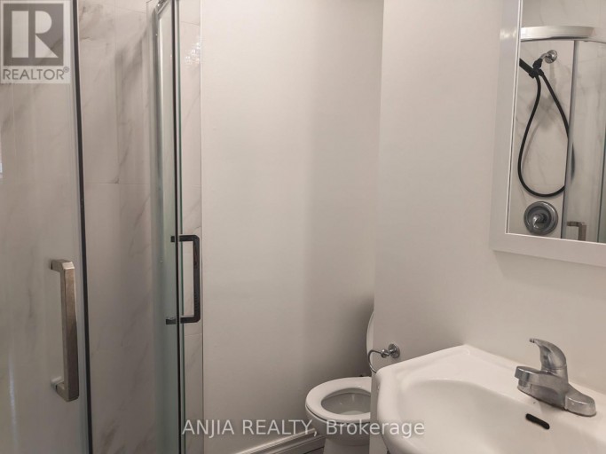 MAIN#2 - 58 KITCHENER ROAD, Toronto (West Hill), Ontario, M1E2X5
