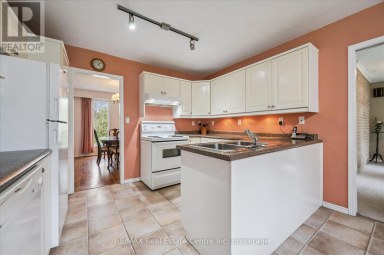 8420 ERAMOSA-GARAFRAXA TOWNLINE Centre Wellington Ontario photo 16