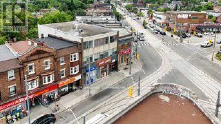 UPPER - 64 VAUGHAN ROAD, Toronto (Humewood-Cedarvale), Ontario, M6G2N4