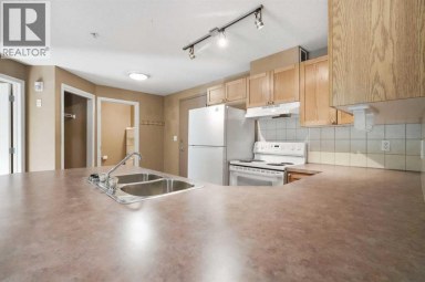 112, 186 Kananskis Way Canmore Alberta photo 9