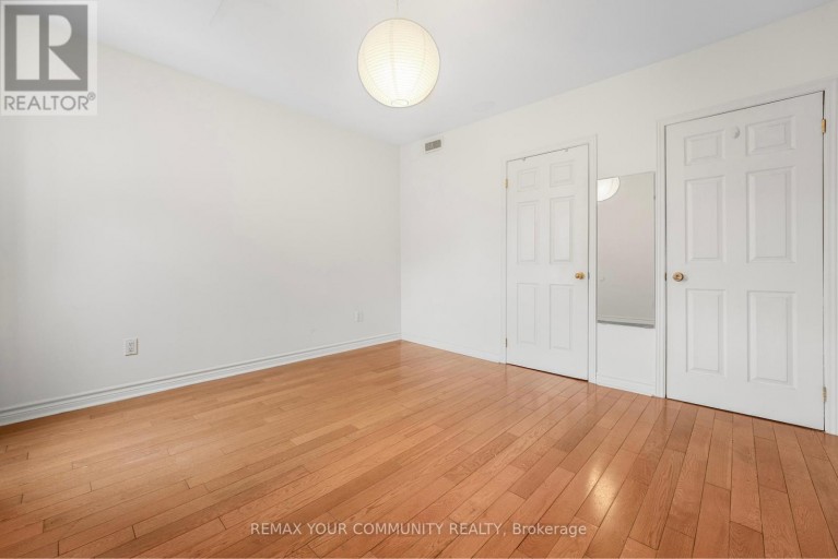 UPPER - 151 DOVERCOURT ROAD, Toronto (Trinity-Bellwoods), Ontario, M6J3C5
