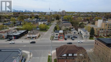 745 LAKESHORE ROAD E Mississauga (Lakeview) Ontario photo 2