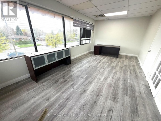 209 - 7125 GROREWAY DRIVE, Mississauga (Malton), Ontario, L4T4H3