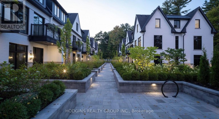 4 - 1136 MONA ROAD, Mississauga (Mineola), Ontario, L5G0C8
