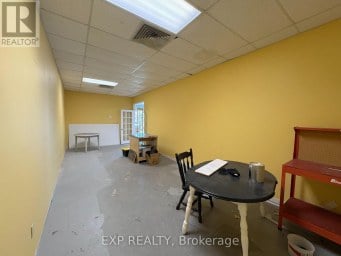 2 - 1815 DUNDAS STREET London East (East I) Ontario photo 13