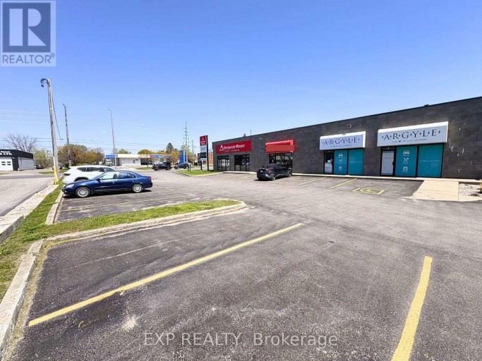 2 - 1815 DUNDAS STREET, London East (East I), Ontario, N5W3E6
