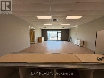 2 - 1815 DUNDAS STREET London East (East I) Ontario photo 8