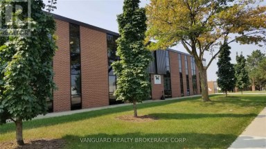 22 - 375 CANARCTIC DRIVE Toronto (York University Heights) Ontario photo 1