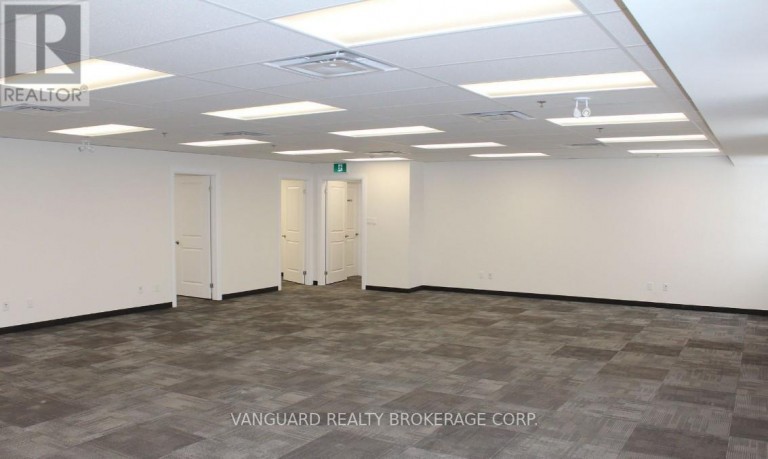 22 - 375 CANARCTIC DRIVE, Toronto (York University Heights), Ontario, M3J2P9
