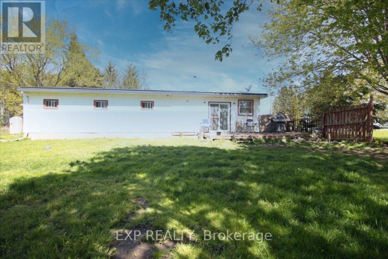 252 QUEEN STREET, Chatham-Kent (Highgate), Ontario, N0P1T0