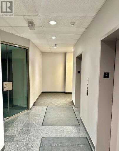 400 - 918 DUNDAS STREET E, Mississauga (Dixie), Ontario, L4Y4H9