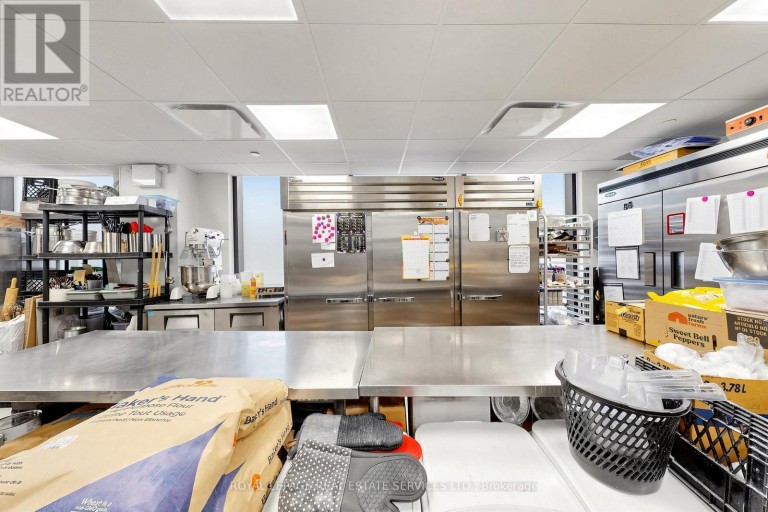 C3 - 185 DUNLOP STREET E, Barrie (Lakeshore), Ontario, L4M0L7