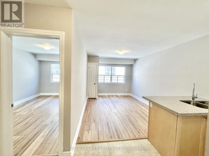 204 - 11 THIRTY THIRD STREET, Toronto (Long Branch), Ontario, M8W3G7
