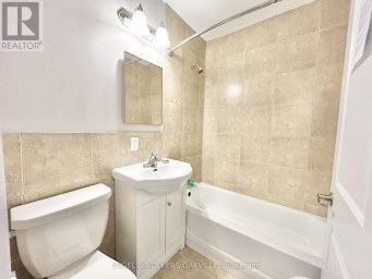 204 - 11 THIRTY THIRD STREET Toronto (Long Branch) Ontario photo 6