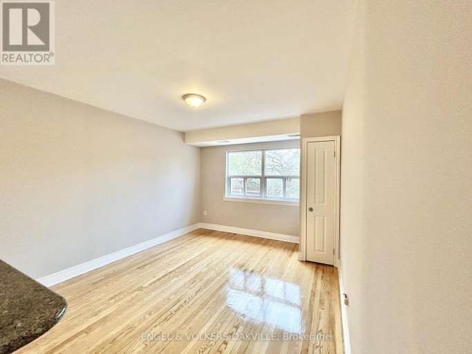 8 - 90 TWENTY FIFTH STREET, Toronto (Long Branch), Ontario, M8V3P9