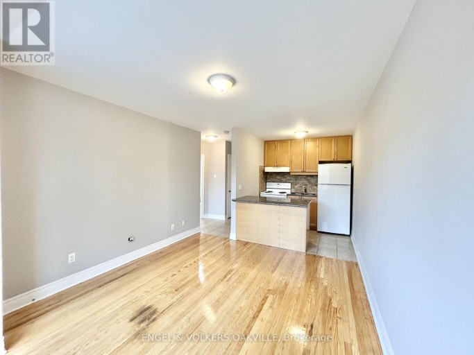 8 - 90 TWENTY FIFTH STREET, Toronto (Long Branch), Ontario, M8V3P9