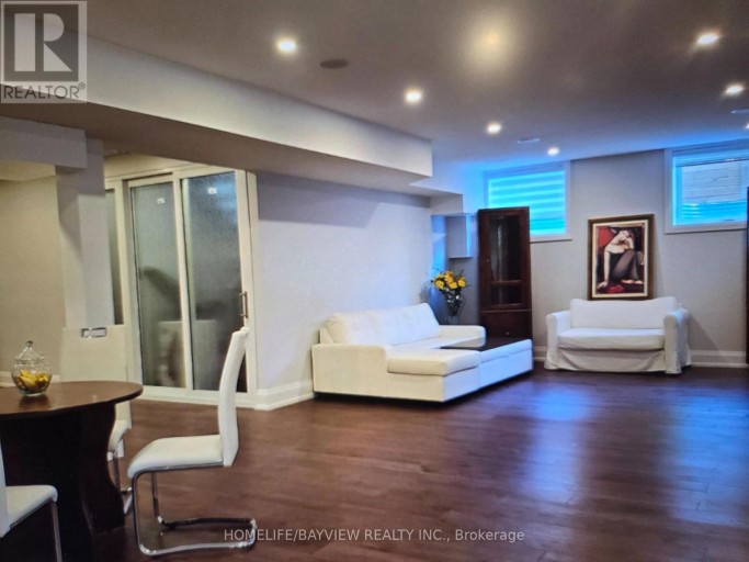 LOWER LEVEL - 11 WALNUT CRESCENT, Toronto (Long Branch), Ontario, M8W2Z9
