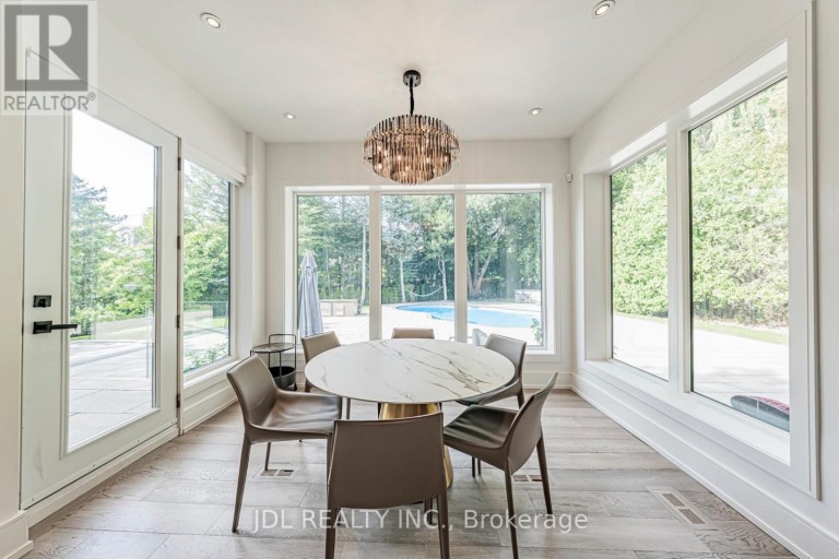 19 FIFESHIRE ROAD, Toronto (St. Andrew-Windfields), Ontario, M2L2G4