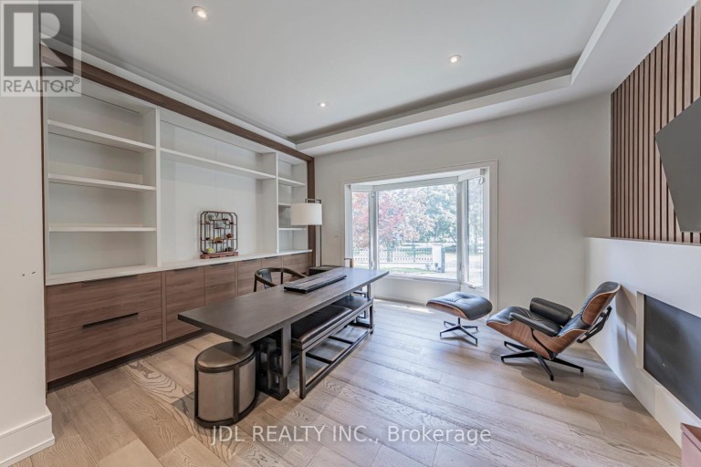 19 FIFESHIRE ROAD, Toronto (St. Andrew-Windfields), Ontario, M2L2G4