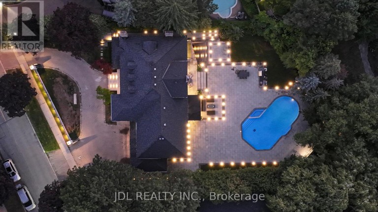 19 FIFESHIRE ROAD, Toronto (St. Andrew-Windfields), Ontario, M2L2G4