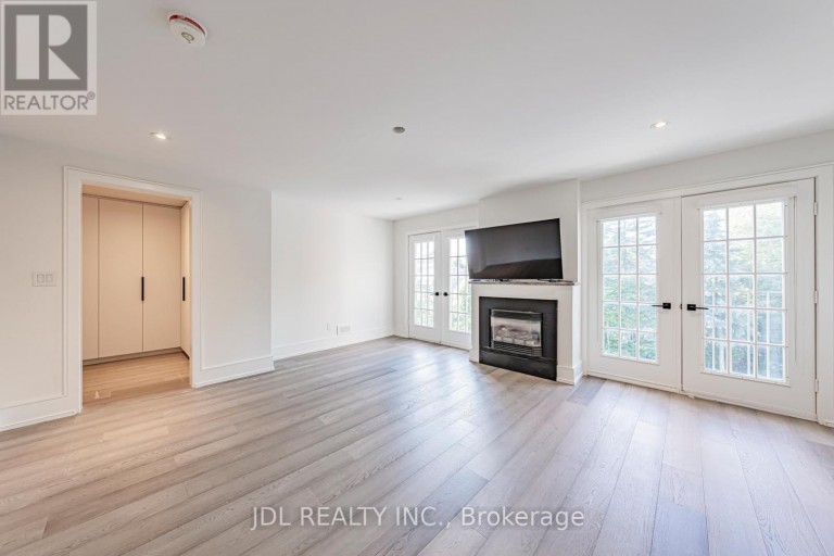19 FIFESHIRE ROAD, Toronto (St. Andrew-Windfields), Ontario, M2L2G4