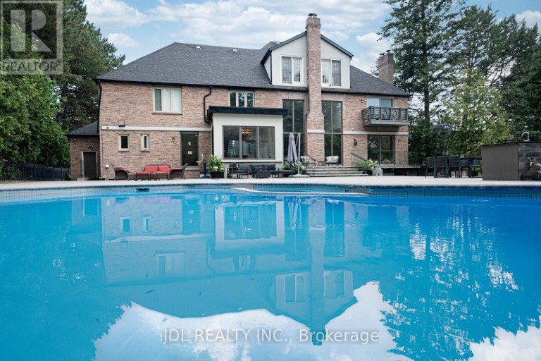 19 FIFESHIRE ROAD, Toronto (St. Andrew-Windfields), Ontario, M2L2G4