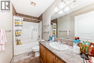 225 Kincora Heights NW Calgary Alberta photo 32