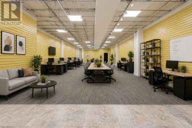 STORE - 2651 EGLINTON AVENUE E Toronto (Kennedy Park) Ontario photo 3