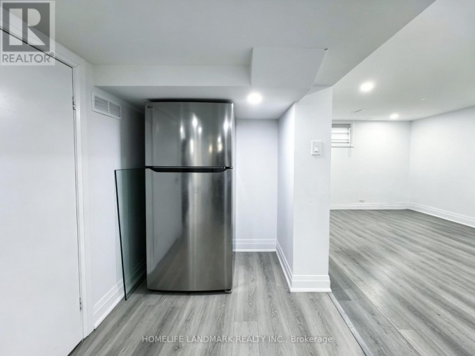 LOWER - 181 MAPLE AVENUE, Richmond Hill (Harding), Ontario, L4C2J2