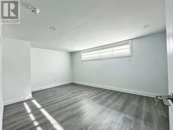 LOWER - 181 MAPLE AVENUE Richmond Hill (Harding) Ontario photo 6