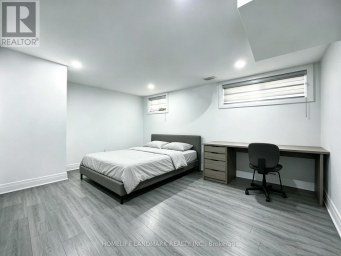 LOWER - 181 MAPLE AVENUE Richmond Hill (Harding) Ontario photo 9