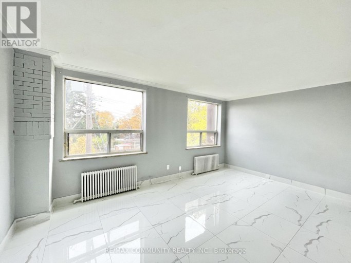 2 - 2624 EGLINTON AVENUE E, Toronto (Eglinton East), Ontario, M1K2S3