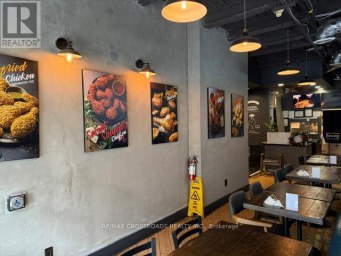 101 - 652 SPADINA AVENUE Toronto (University) Ontario photo 4