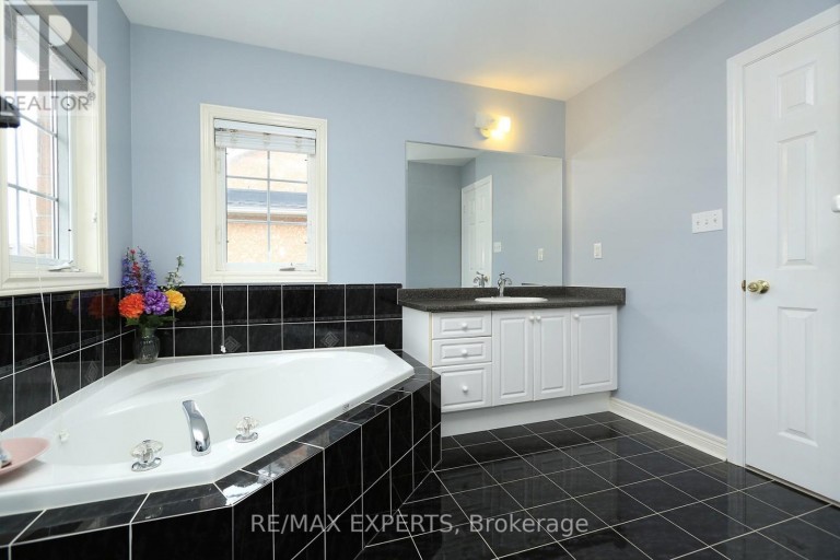 1 VIA CRISTINA WAY, Vaughan (Sonoma Heights), Ontario, L4H1R9