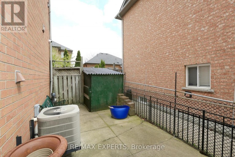 1 VIA CRISTINA WAY, Vaughan (Sonoma Heights), Ontario, L4H1R9