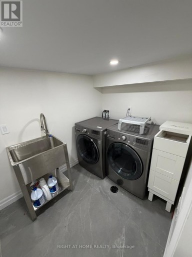 LOWER - 18 WROXETER AVENUE, Toronto (North Riverdale), Ontario, M4K1J6