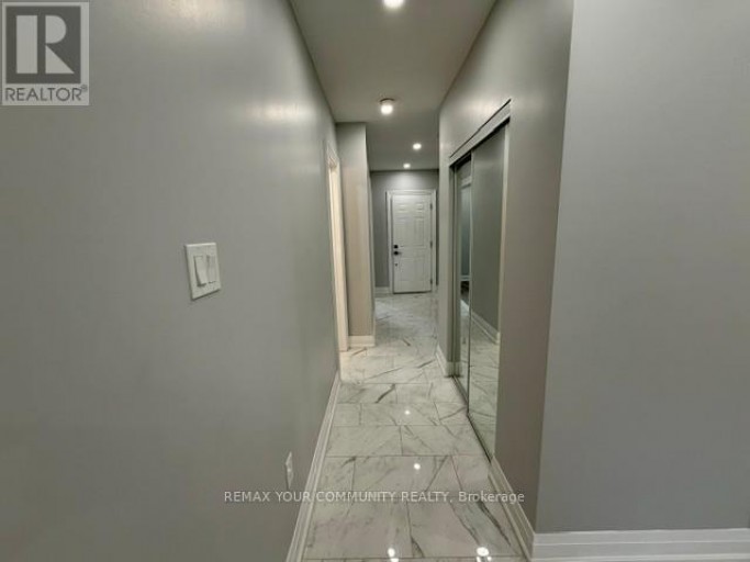 MAIN LEVEL - 19 MOUNT ROYAL AVENUE, Toronto (Wychwood), Ontario, M6H2S2