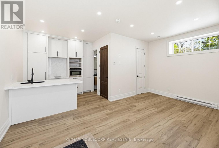 5 - 108 ENDERBY ROAD, Toronto (East End-Danforth), Ontario, M4E2S5