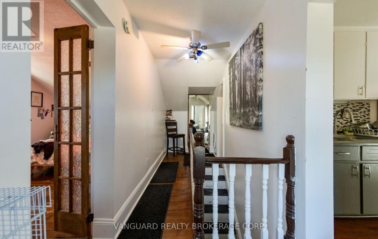 103 MULCASTER STREET, Barrie (Codrington), Ontario, L4M3M7